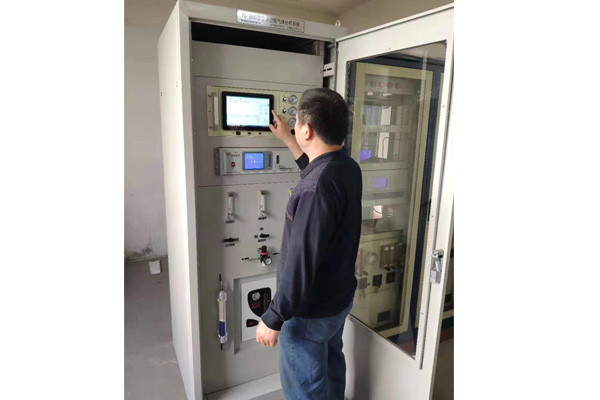 山西芮城某合成材料公司-空分主冷液氧测乙炔、总烃等组分安装现场