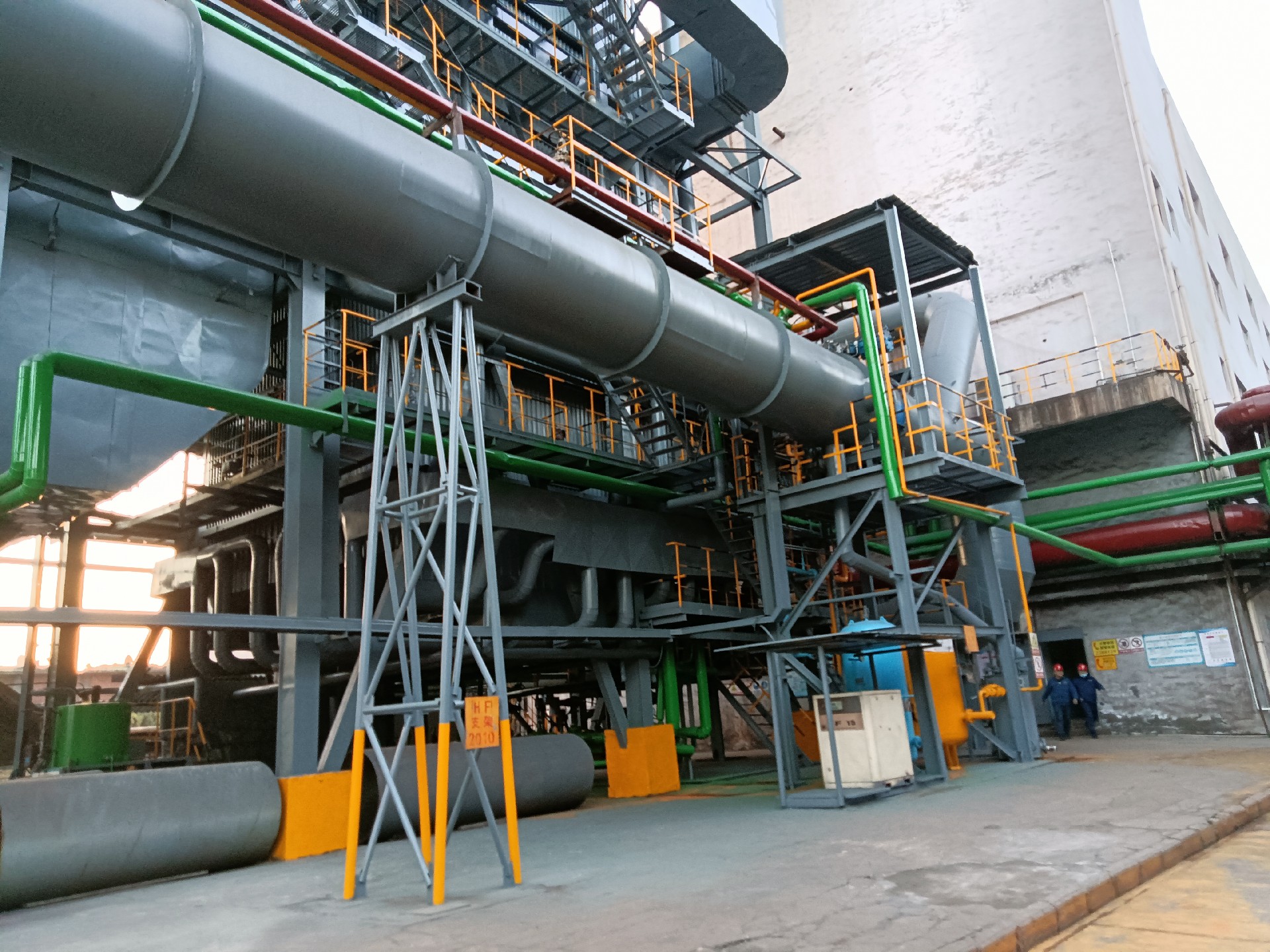 陕西汉中某钢铁厂-高炉荒煤气在线检测CO、CO2、O2安装现场